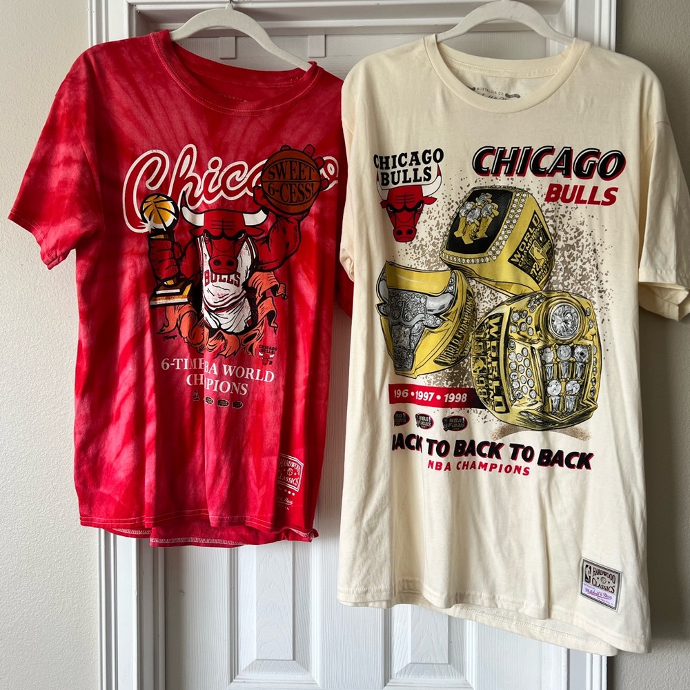 Chicago Bulls Nostalgia Tees x 2
